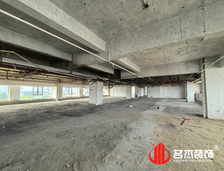 辦公室裝修現(xiàn)場