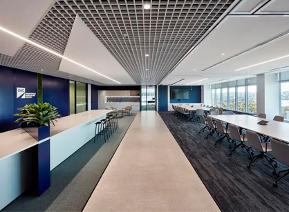 具有凝聚力的混合型辦公室裝修設(shè)計(jì)空間應(yīng)該怎樣打造——UAC